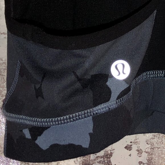 LULULEMON Black Gray Camo Flow Y Mesh Panel Razor Back Sports Bra Size 6 - Picture 10 of 16